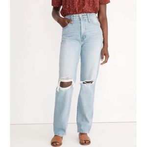 Madewell The Curvy Perfect Vintage Jean in Danby Wash: Ripped Edition